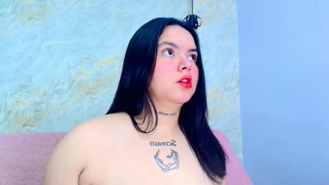 Mia  online show from October 18, 12:06 pm