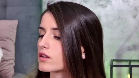 Freya Allen online show from February 4, 12:19 am