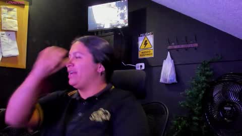 Snapshot of mia_daniela_ chatting on November 5, 5:07 am Mia daniela online show from November 5, 5:07 am