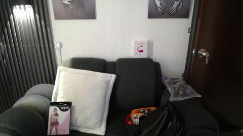 mia_garcia28 online show from September 30, 7:30 pm