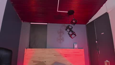 Val  online show from December 27, 9:22 pm