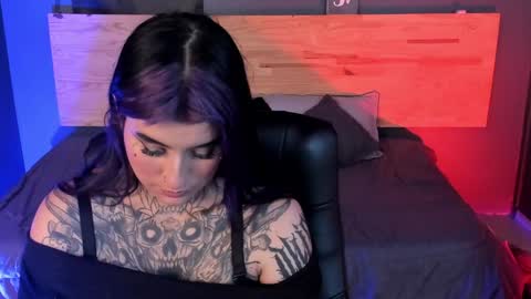 Val  online show from January 22, 11:10 pm