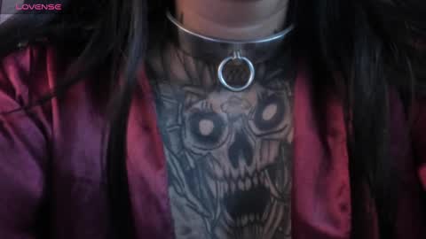 Val  online show from March 4, 11:43 pm