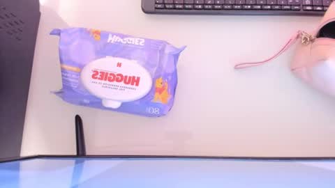    online show from October 8, 12:03 pm