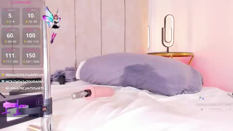 Mia Juicy online show from September 28, 12:49 am