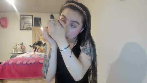 mia kaneee online show from October 25, 10:26 pm