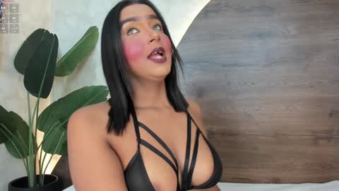 mia_lacy online show from February 7, 7:27 pm