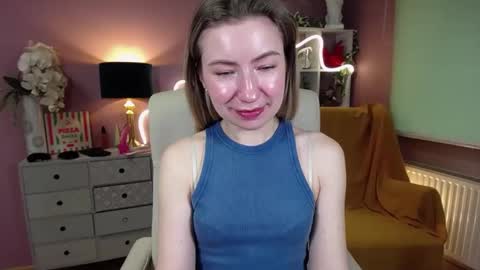 Mia online show from January 23, 11:04 am