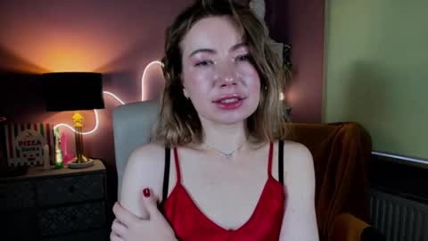 Mia online show from November 1, 8:05 am