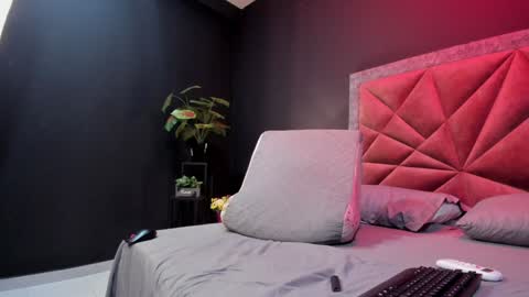 MIA  online show from January 16, 10:12 pm