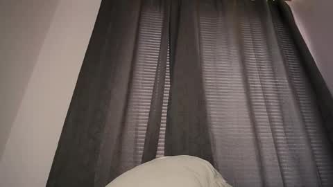 mia independent model online show from October 15, 1:44 pm