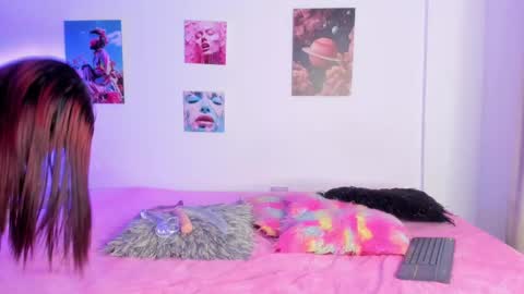 Snapshot of mia_purplee chatting on September 16, 3:18 am mia_purplee online show from September 16, 3:18 am