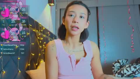 Mia online show from January 20, 1:32 pm