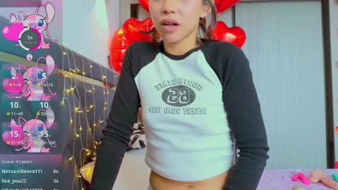 Mia online show from February 16, 8:43 am