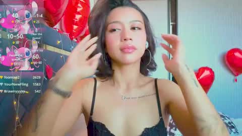 Mia online show from February 23, 9:22 am