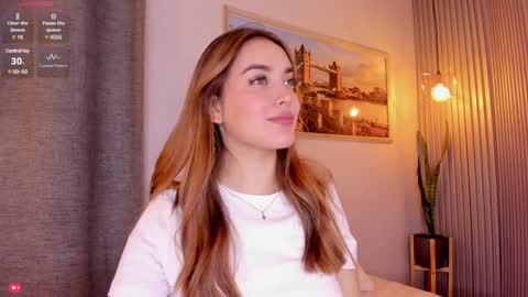 Mia White  online show from December 11, 12:23 pm