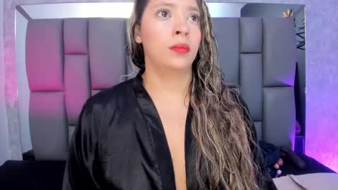 Mia online show from February 14, 12:03 pm