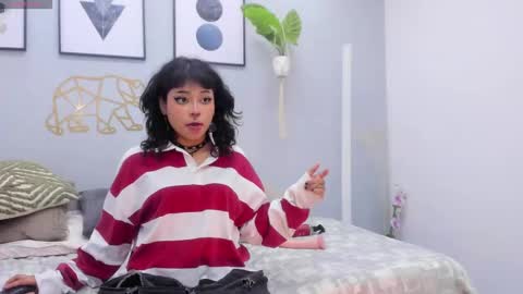 Snapshot of miaamane chatting on January 9, 7:18 pm Mia online show from January 9, 7:18 pm