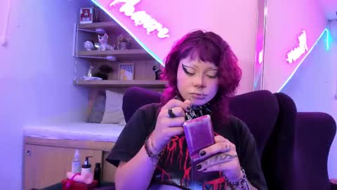 Snapshot of miaamane chatting on March 3, 12:48 pm Mia online show from March 3, 12:48 pm