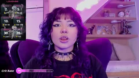 Snapshot of miaamane chatting on October 1, 4:07 am Mia online show from October 1, 4:07 am