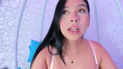 mia online show from February 20, 8:25 pm