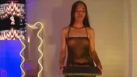 Mia online show from September 19, 11:49 pm