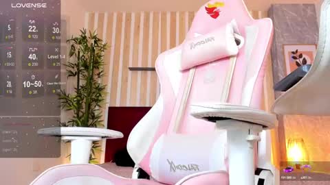 Mia Connor online show from February 11, 5:47 am