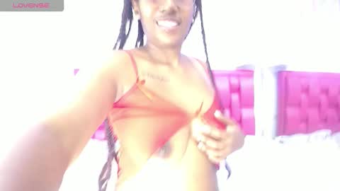 MiahLove31 online show from November 11, 4:34 am