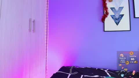 Mia online show from December 30, 12:54 am