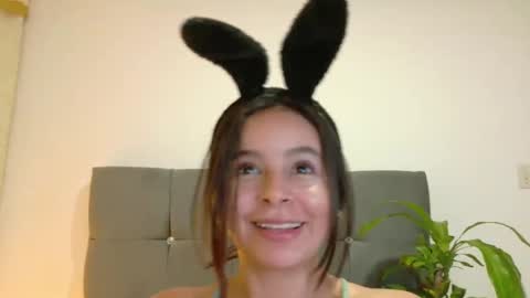 Snapshot of miamackleyn_ chatting on September 16, 12:28 pm MIA online show from September 16, 12:28 pm