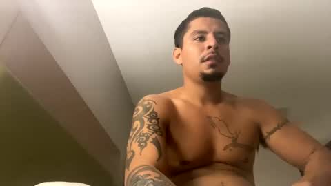 miamiclos1 online show from January 7, 6:16 am