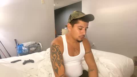 miamiclos1 online show from January 16, 2:41 am