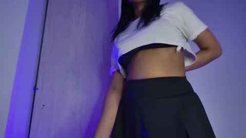 Mia Miller online show from December 3, 3:36 am