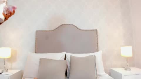 miamillers1 online show from November 10, 11:31 am