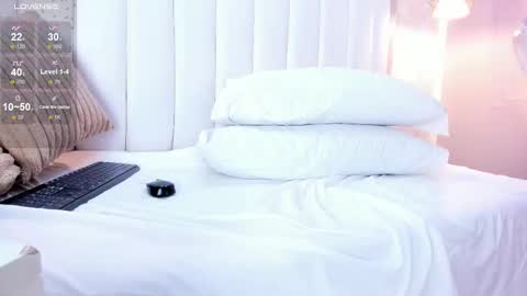 Mia Mistrex online show from February 14, 8:21 am