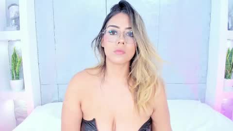 Mia Mistrex online show from October 12, 4:44 am