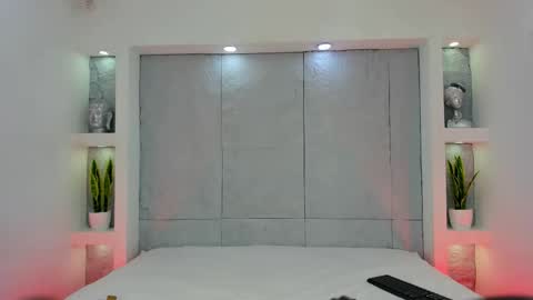 Mia Mistrex online show from November 25, 4:23 am