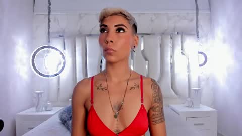 Snapshot of miamorgann chatting on March 5, 1:06 pm Mia Morgann online show from March 5, 1:06 pm