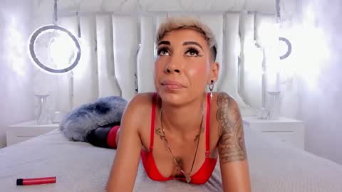 Snapshot of miamorgann chatting on March 5, 4:13 pm Mia Morgann online show from March 5, 4:13 pm