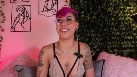 Snapshot of miamorgann chatting on October 25, 12:56 pm Mia Morgann online show from October 25, 12:56 pm