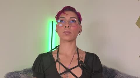 Snapshot of miamorgann chatting on November 24, 1:22 pm Mia Morgann online show from November 24, 1:22 pm