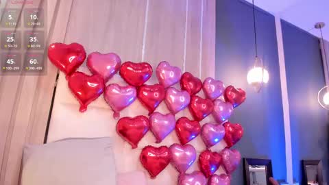 Mia online show from February 17, 9:30 pm