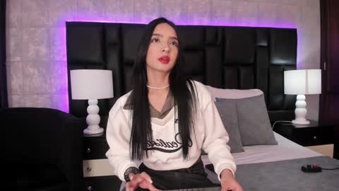 Mia Sweetth online show from December 27, 12:45 pm