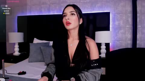 Mia Sweetth online show from January 28, 12:11 pm