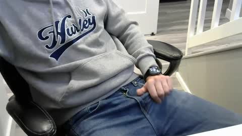 mic6969mic online show from January 28, 4:08 pm