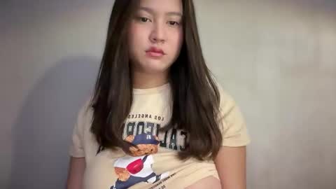 urbaby mica online show from November 3, 9:27 pm