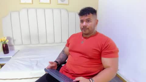 MICHAEL online show from October 7, 8:39 pm