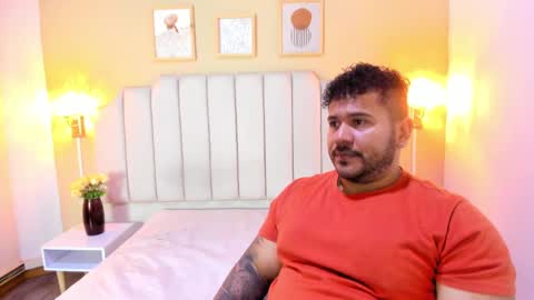 MICHAEL online show from November 5, 1:44 pm