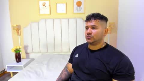 MICHAEL online show from November 10, 7:57 pm