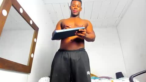 Snapshot of michael_smitht chatting on October 22, 3:07 am Michael online show from October 22, 3:07 am